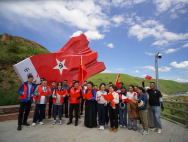 1667804737533931.png 同心普法零距离 明炬律师“同心团”系列报道三1106.png