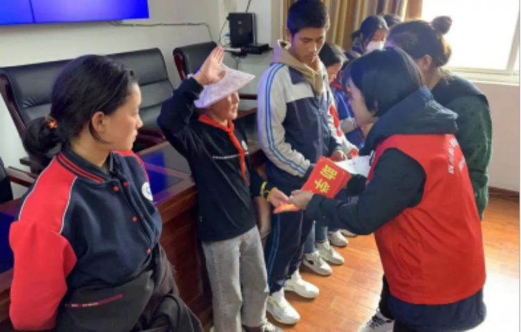 1667805425144842.png 同心普法零距离 明炬律师“同心团”系列报道二1216.png