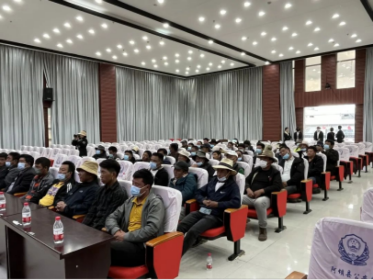 同心普法零距离 明炬律师“同心团”系列报道一1572.png